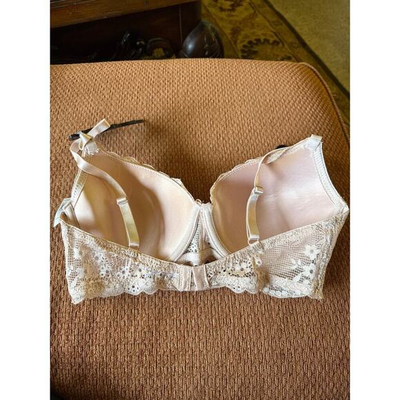 JUST BE - NEW- bra size 34C nude - Picture 2 of 4
